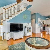 Ocean Views: Pet-friendly Surfside Beach Gem