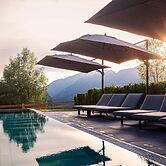 Majestic Apartment With Infinity Pool