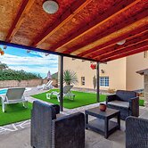 Beautiful Arianny House With Pool