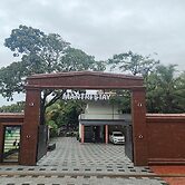Mantri stay