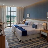 Boa Vista Surf Lodge