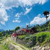 Snow and Field View Homestay