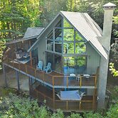 Blue Ridge Pkwy View & Deck: Brevard Home!