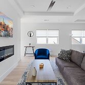 Modern Townhome Rooftop Backyard Garage