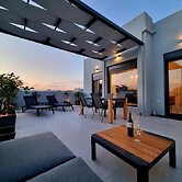 10 Apartments & Suites Athens