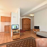 Spacious Apartment in Wieck auf dem Darb