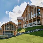 Majestic Chalet With Pool and Sauna