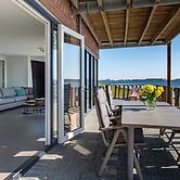 Exclusive Apartment on the Ground Floor Directly Located on the Water