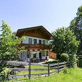 Holiday Home Emberger, Fugen