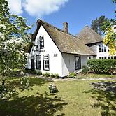 Luxuriously Restored Farmhouse With Trendy Interior Close to sea and F