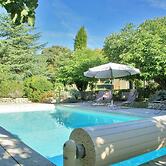 Splendid Villa in Viens With Swimming Pool
