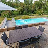 Charming Holiday Home in Yevre-la-ville With Pool