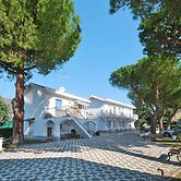 Apartment in Ceriale With Parking Space