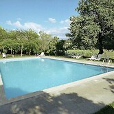 Cosy Apartment in Mantignana With Private Terrace