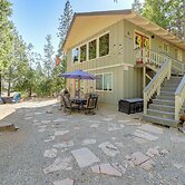 Cottage w/ Fire Pit & Grill in Mi-wuk Village!