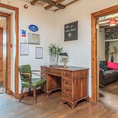 Gulabin Lodge and House