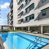 Lowanna Beach Resort by Direct Collective