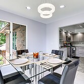 Bright Guest House: 15 Mi to Dtwn Baltimore!