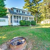 Lake Huron Retreat w/ Hot Tub, Screened Porch!