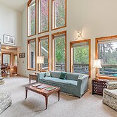 Close to Wine Trail: Home w/ Deck Near Applegate