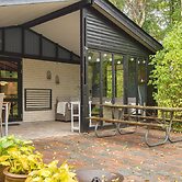 Charming Retreat by River - By Traum Ferienwohnungen