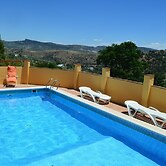 Warm Holiday Home With Private Pool in Andalucia Center
