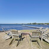Rustic Wisconsin Cabin on Shawano Lake!