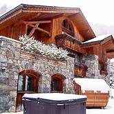 Large Chalet With Barrel Sauna and Whirlpool