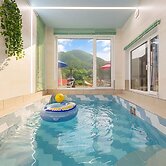 Danyang Greennarae Dokche Poolvilla Pens