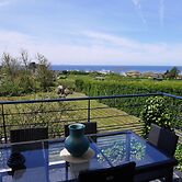 Holiday Home in Lampaul-plouarzel Nearby sea