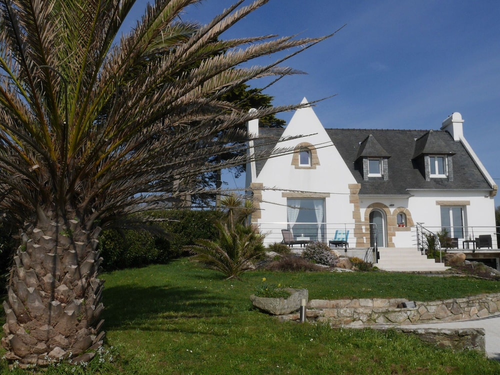 Holiday Home in Brittany With Sea Views