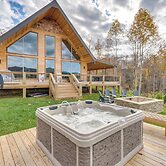 Nantahala Forest Cabin w/ Fire Pits & Hot Tub!
