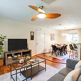 Pet-friendly Home - 3 Mi to University of Florida!