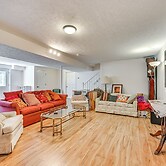 Private Deck: Berkeley Springs Getaway!