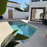 Luxury House With Private Heated Pool in Nerja!