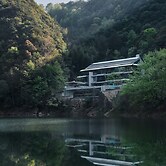 Yakamoz qianchuan Hotel