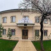 Diyora Hostel