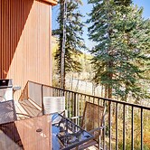 Ski-in/ski-out Durango Townhome w/ Balcony