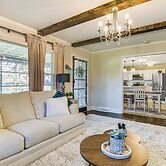 Hot Tub, Games & Sunroom: Family Home in Greer!