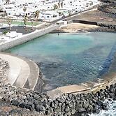 Bayside Kalendra Rofe A Hidden Retreat by the Sea