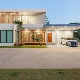 Lyntara Pool Villa Nongkhai