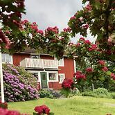 6 Person Holiday Home in Lonashult