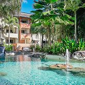 Palma Cairns- Resort 9 Pools Gym