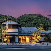 Izumigaya Craft Inn WARAKU