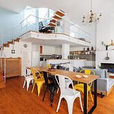 Athenian Getaway Villa by Athenian Homes