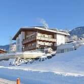 Apartment in Wald Near Hochzeiger Ski Area