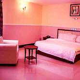 Greatwood Hotel