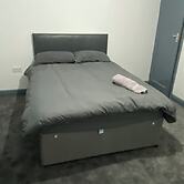 Room in Guest Room - Comfortable big Room in Coventry