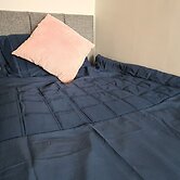 Room in Guest Room - Spacious Single Room in Stoke