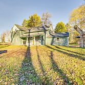 Deck & Fire Pit: Peaceful Home in Elmira